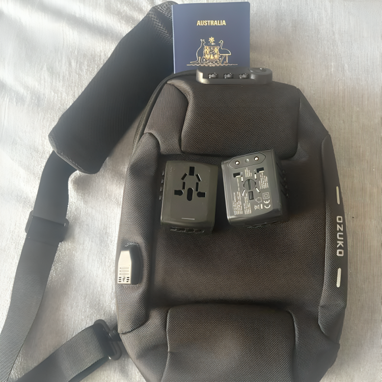 Anti Pickpocket Lock Bag - Keep Your Phone, Passports, Purse & Valuables Locked Up Whilst On The Move